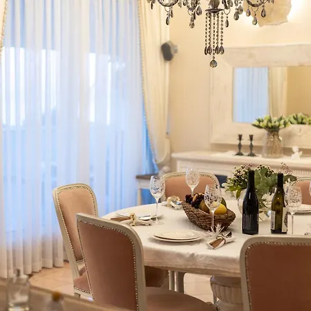Luxury Znjan Апартаменты *