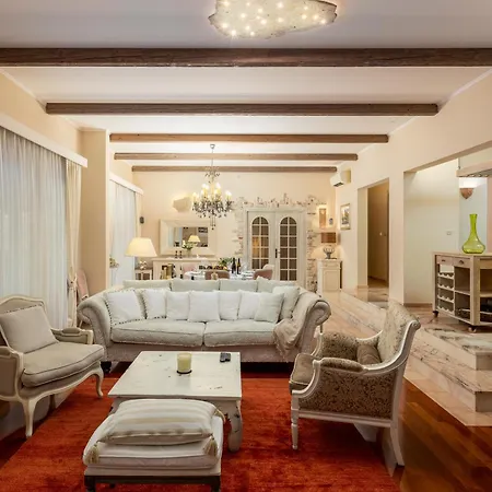 Luxury Znjan דירה
